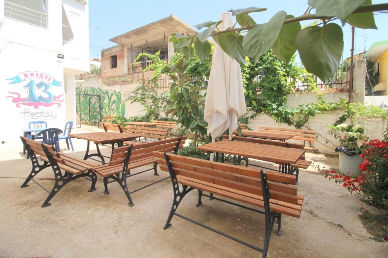 Hostel K13 Sarandë Exteriör bild