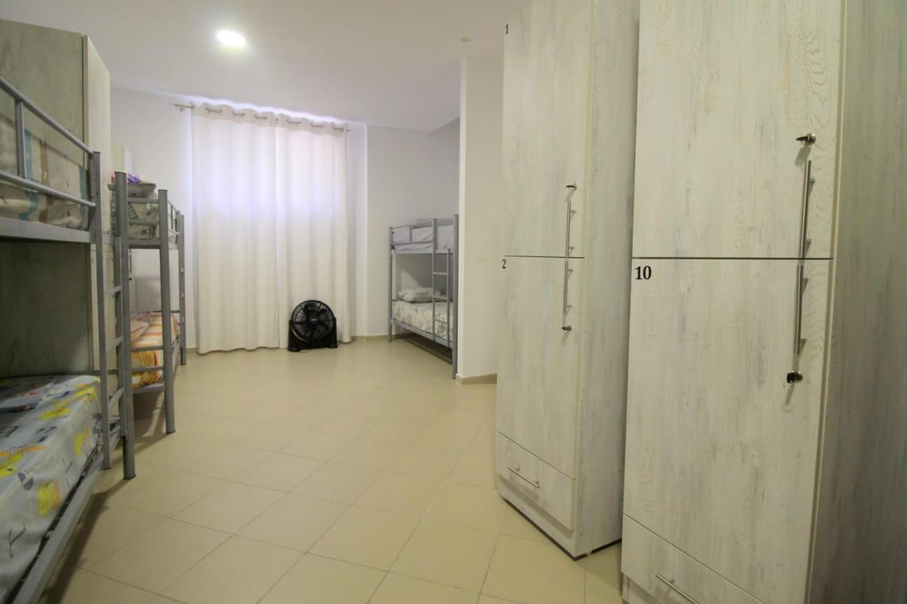 Hostel K13 Sarandë Exteriör bild
